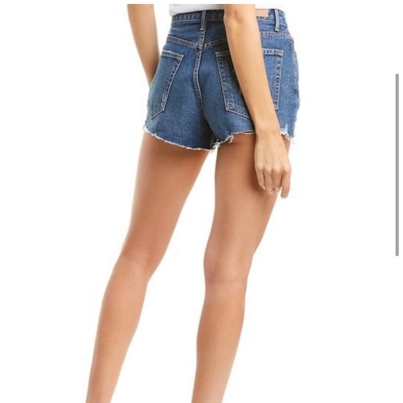 New GRLFRND Cindy Cut Off Distressed Jean Short in All Shook Up Size 24 - Picture 2 of 9
